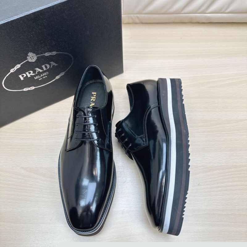 Pra*a leather shoes